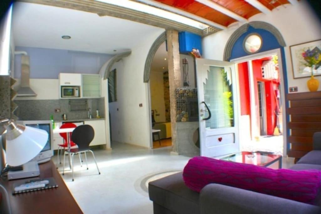 Appartement Zentral Club Neutron-Jacuzzi à Belmonte De Miranda Extérieur photo