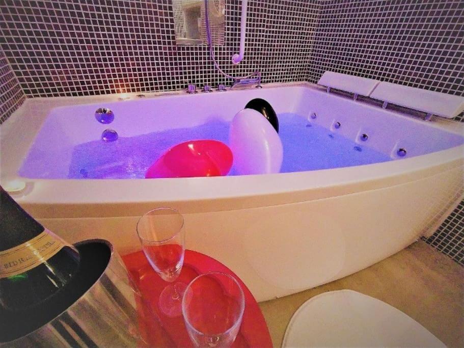 Appartement Zentral Club Neutron-Jacuzzi à Belmonte De Miranda Extérieur photo