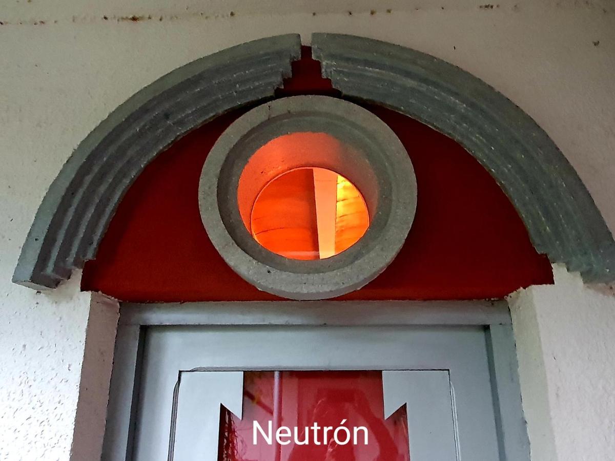Appartement Zentral Club Neutron-Jacuzzi à Belmonte De Miranda Extérieur photo